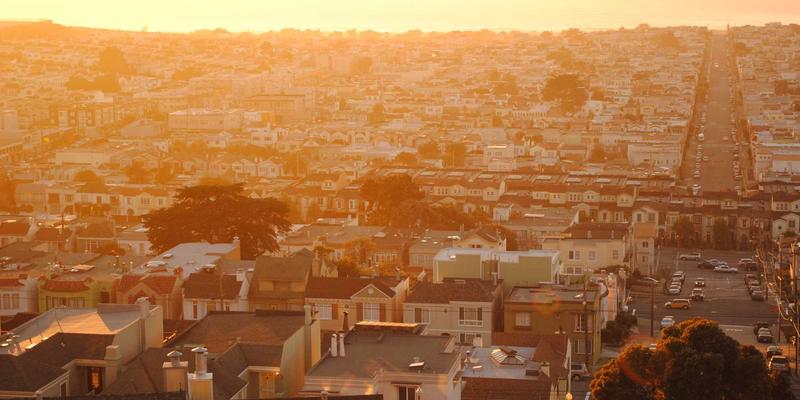 东南亚艺术市场崛起：聚焦印尼与菲律宾艺术家在国际拍卖行的表现与鉴定要诀