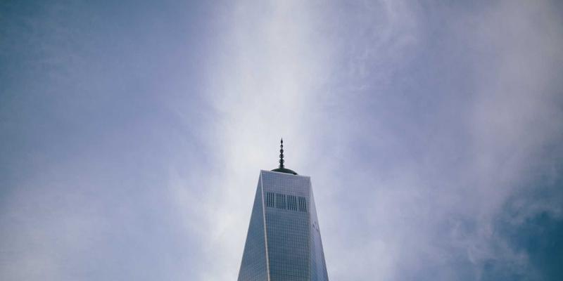 中国艺术品与古董拍卖中的流拍现象深度解析：成因、影响与藏家应对策略