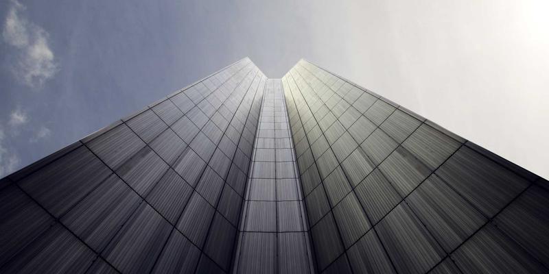 从收藏雅趣到资本竞逐:艺术品拍卖的演进与广州拍卖行的当代角色