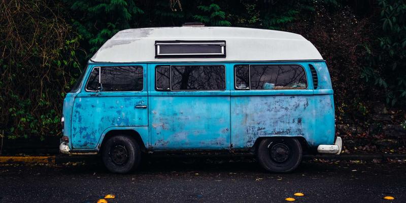 艺术品拍卖82：洞察中国艺术品市场趋势，掌握古董鉴定与交易核心